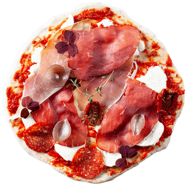Pizza-med-charcuteri-og-mozzarella-ost